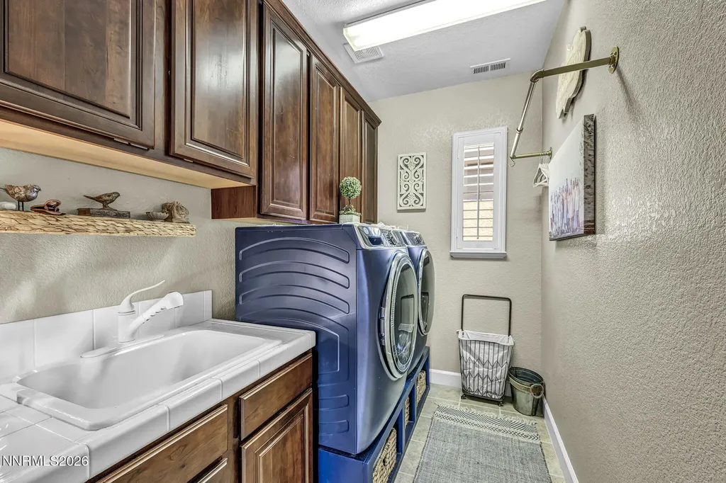 10795 Serratina Reno NV 89521