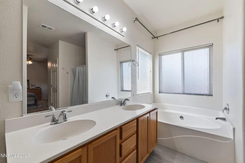 3972 Kettle Rock Reno NV 89508
