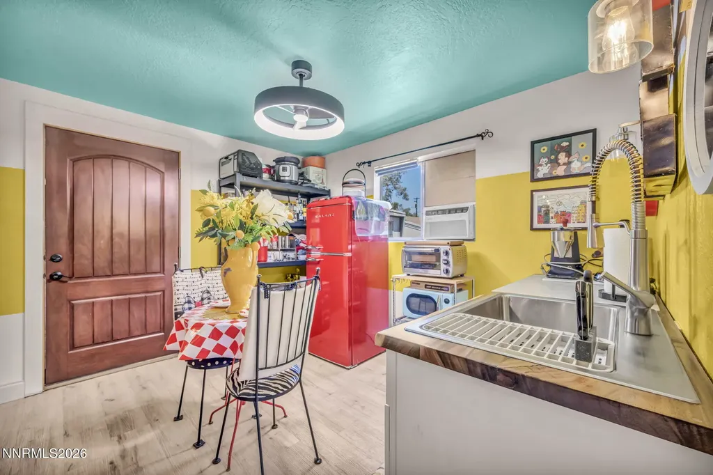 360 Gepford Sun Valley NV 89433