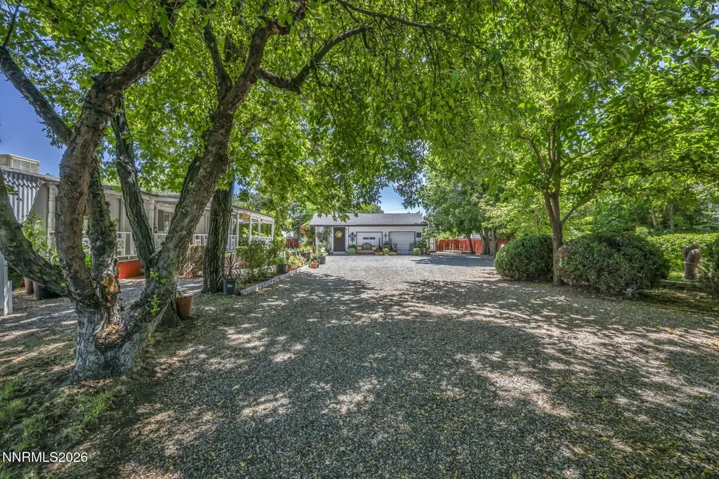 360 Gepford Sun Valley NV 89433