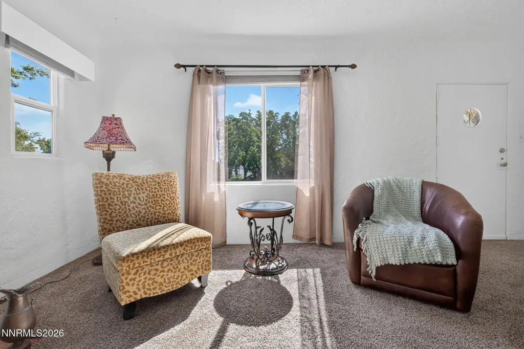1207 Lander Reno NV 89509