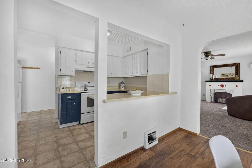 1207 Lander Reno NV 89509