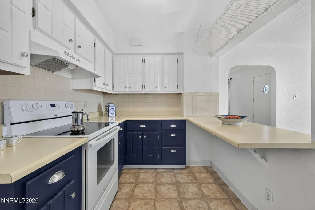 1207 Lander Reno NV 89509