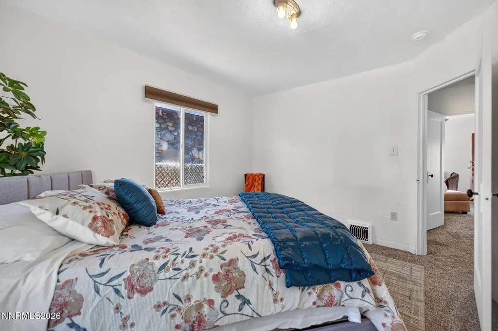 1207 Lander Reno NV 89509