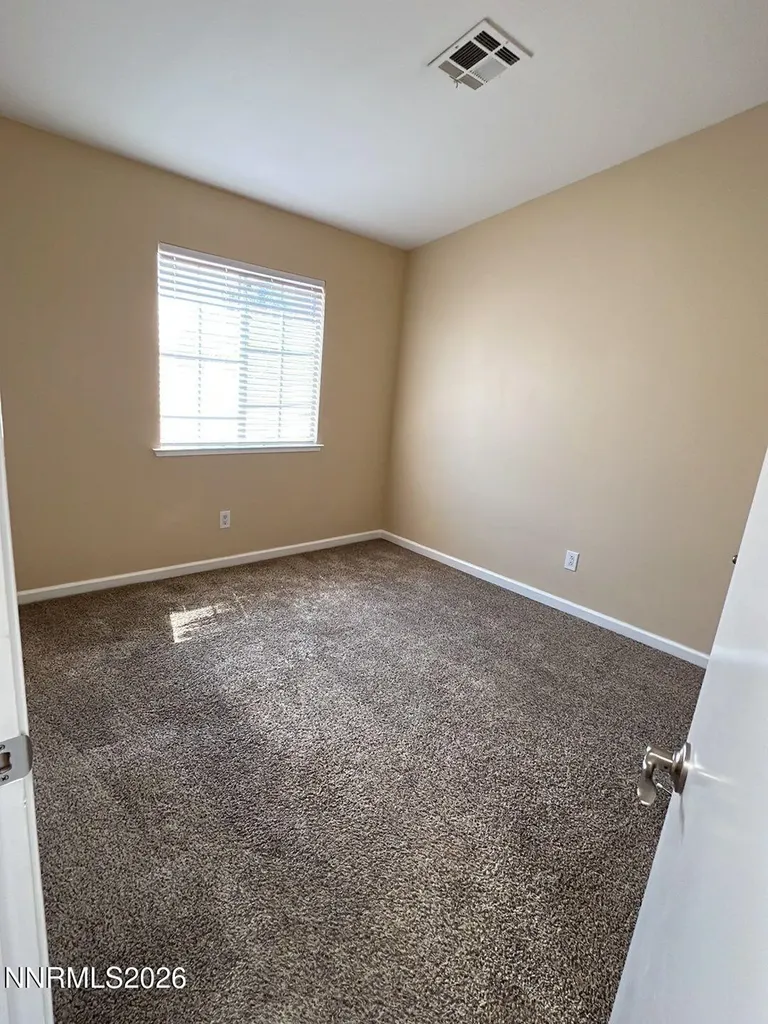 5765 Vista Serena Sparks NV 89436