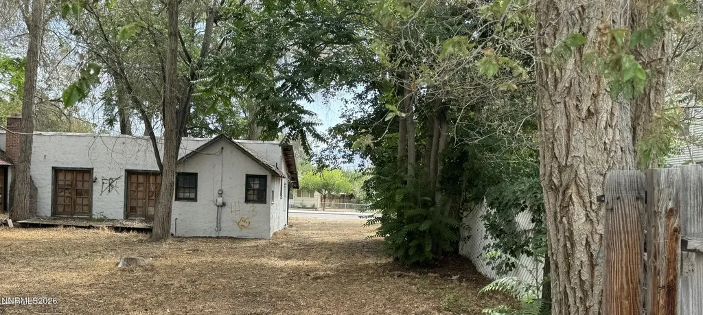 1555 Elmhurst Lovelock NV 89419