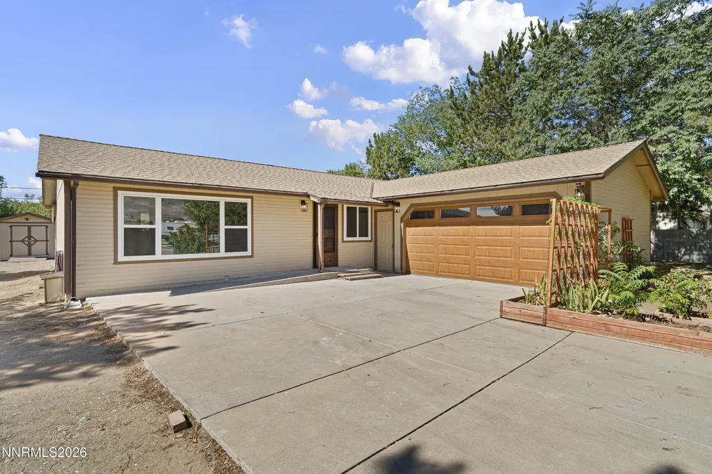 102 Ring Dayton NV 89403