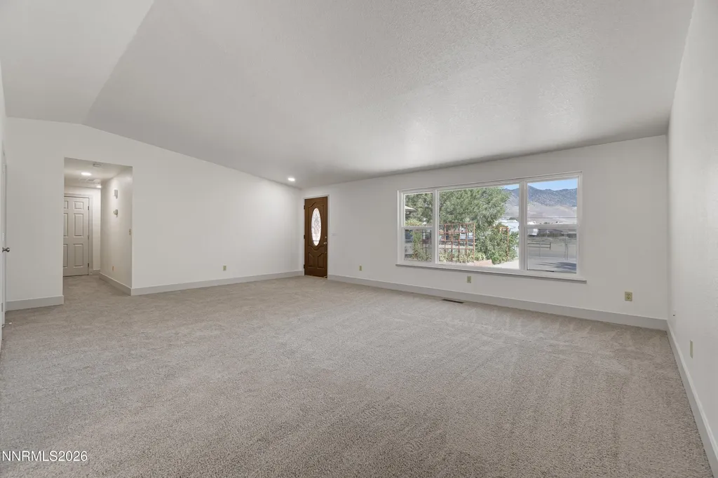 102 Ring Dayton NV 89403