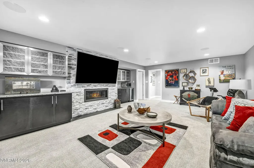 4865 Lakeridge Reno NV 89509