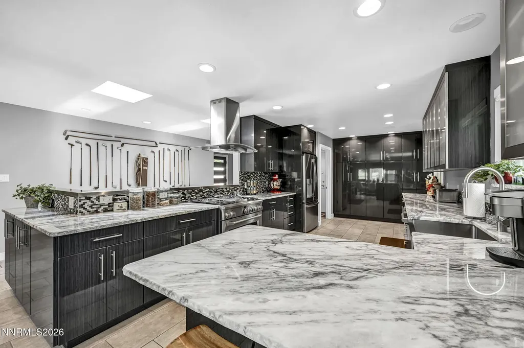 4865 Lakeridge Reno NV 89509