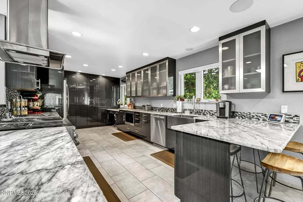 4865 Lakeridge Reno NV 89509