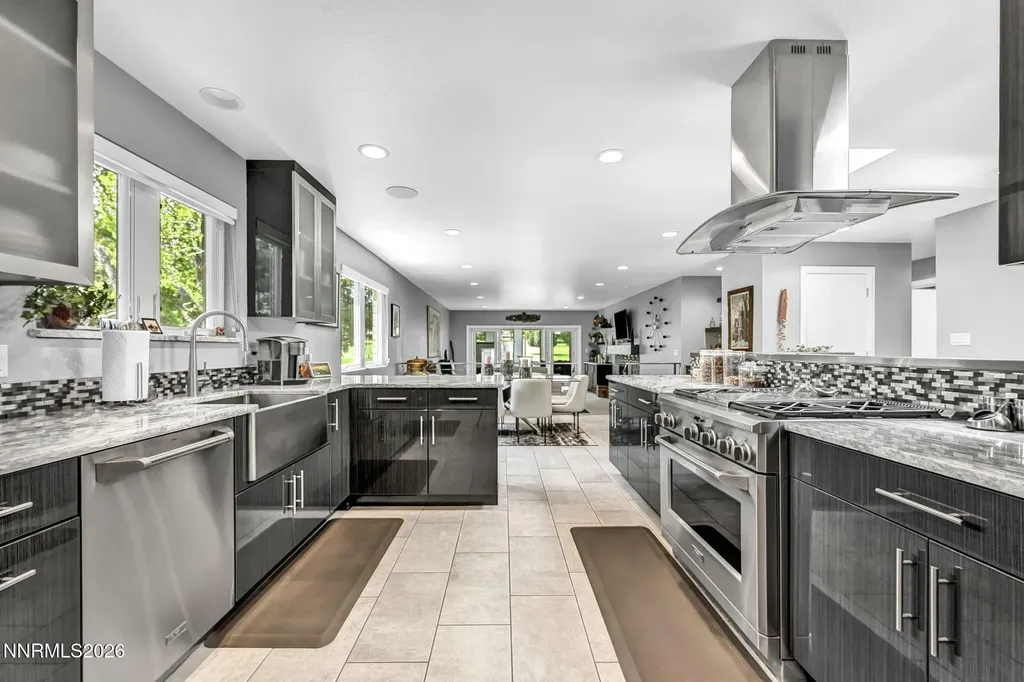 4865 Lakeridge Reno NV 89509