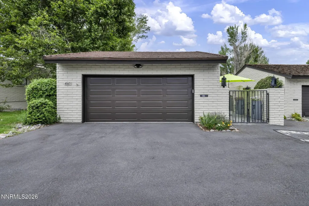4865 Lakeridge Reno NV 89509