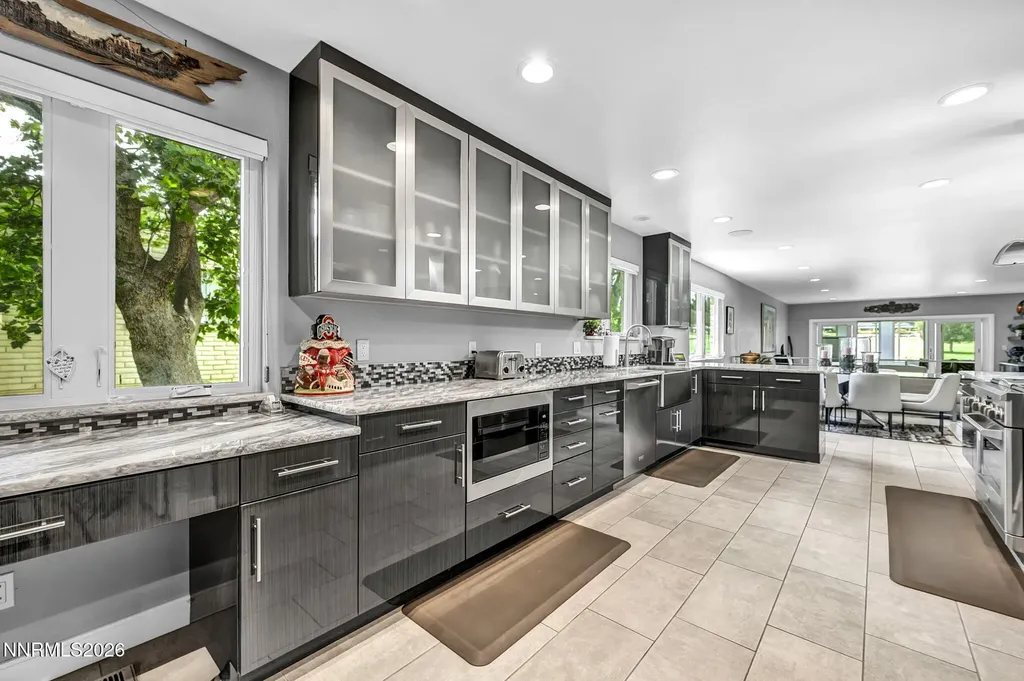4865 Lakeridge Reno NV 89509