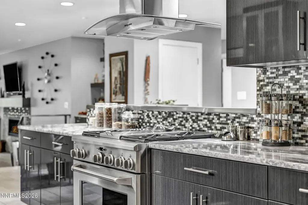 4865 Lakeridge Reno NV 89509