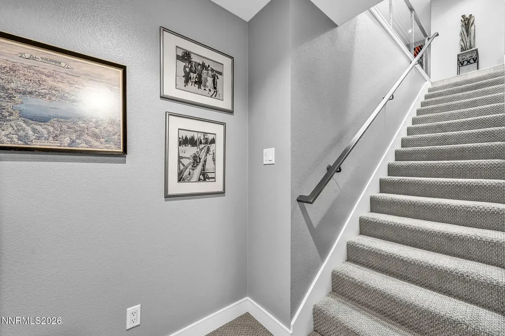 4865 Lakeridge Reno NV 89509