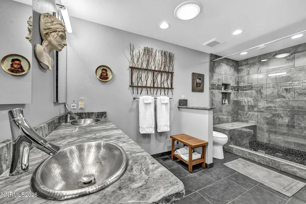 4865 Lakeridge Reno NV 89509