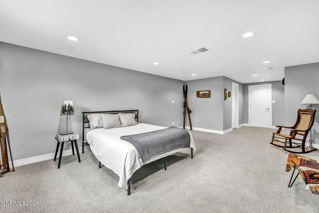 4865 Lakeridge Reno NV 89509