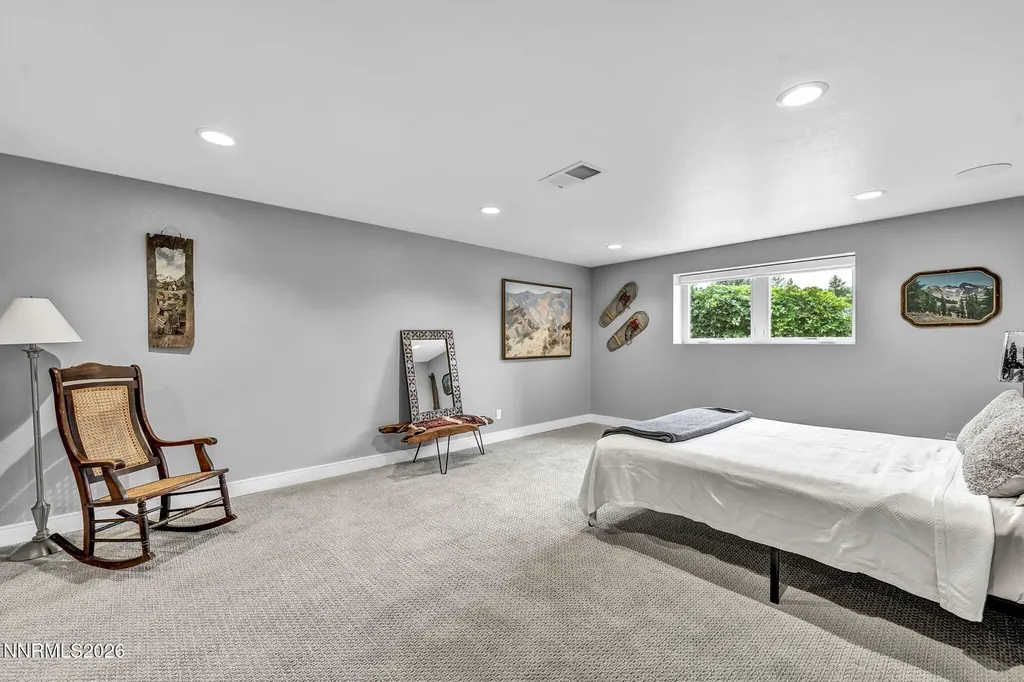 4865 Lakeridge Reno NV 89509