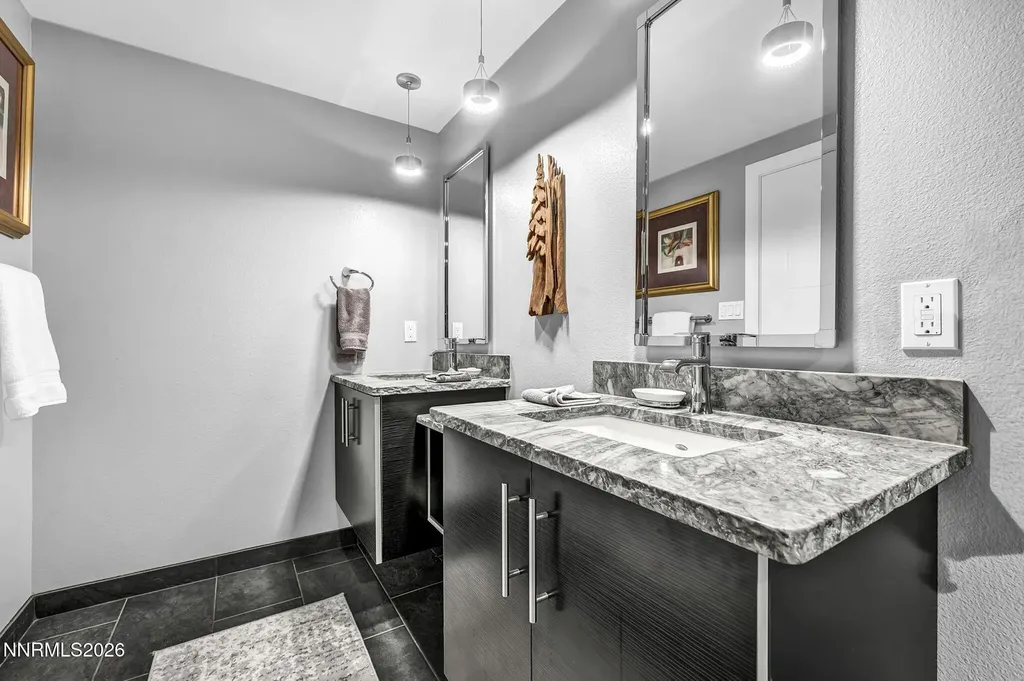 4865 Lakeridge Reno NV 89509