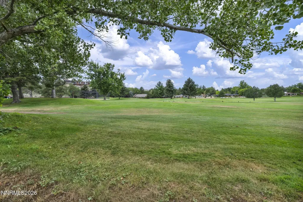 4865 Lakeridge Reno NV 89509