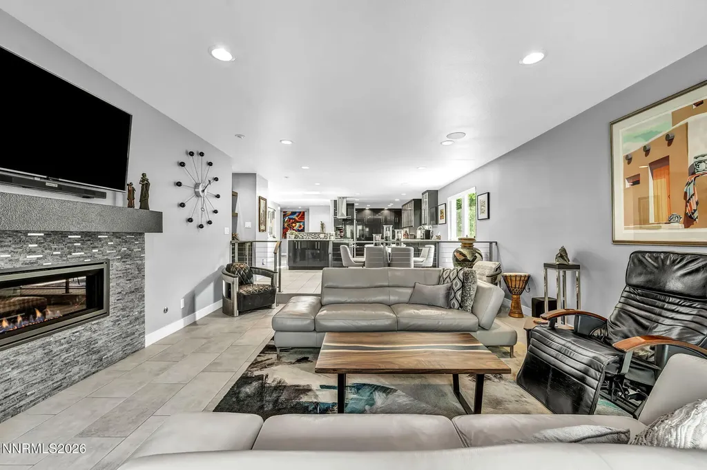 4865 Lakeridge Reno NV 89509