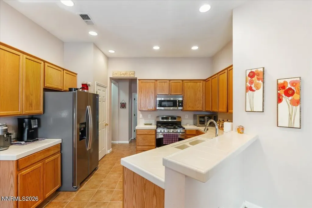 1445 Gold Cliff Reno NV 89521