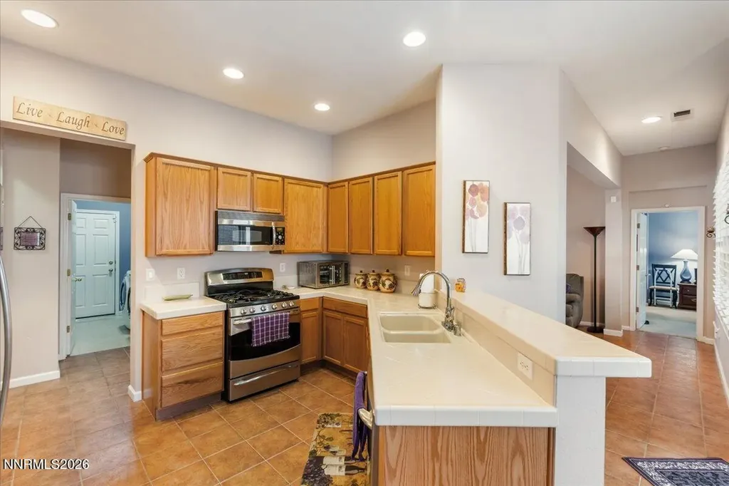1445 Gold Cliff Reno NV 89521