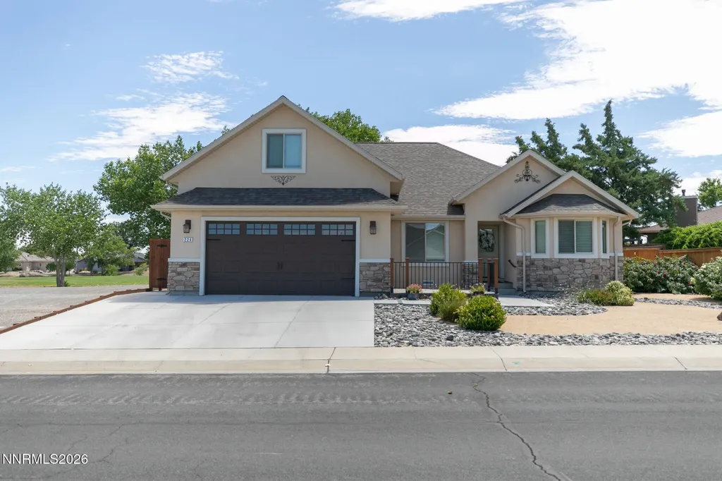 224 Mary Lou Fernley NV 89408