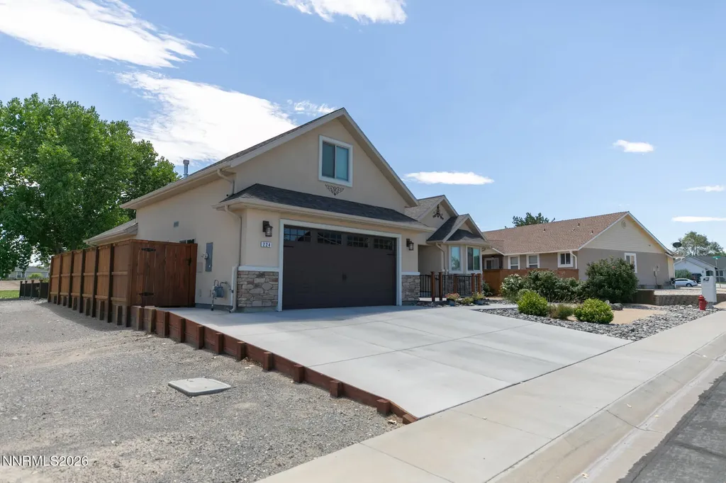 224 Mary Lou Fernley NV 89408