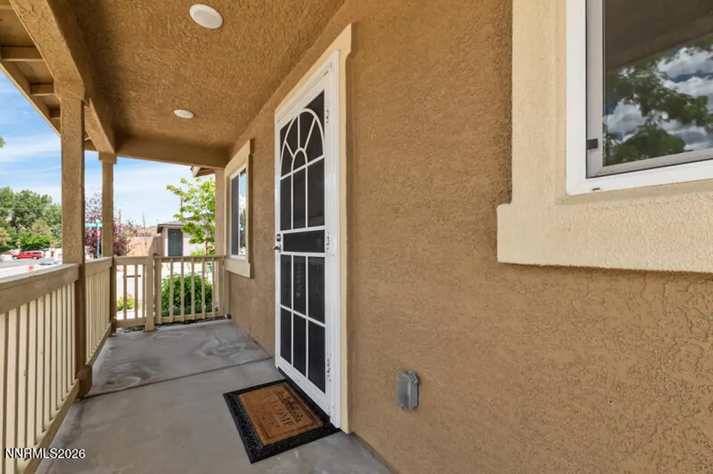 Reno NV, 304 Limber Pine