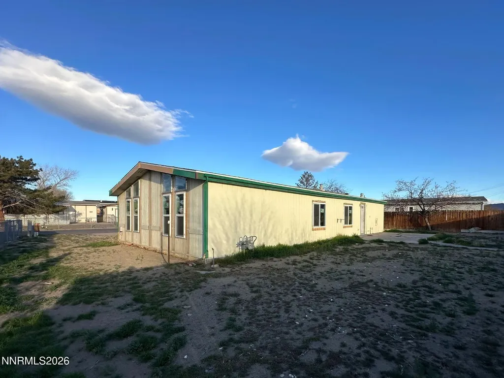 330 Parkland Fernley NV 89408