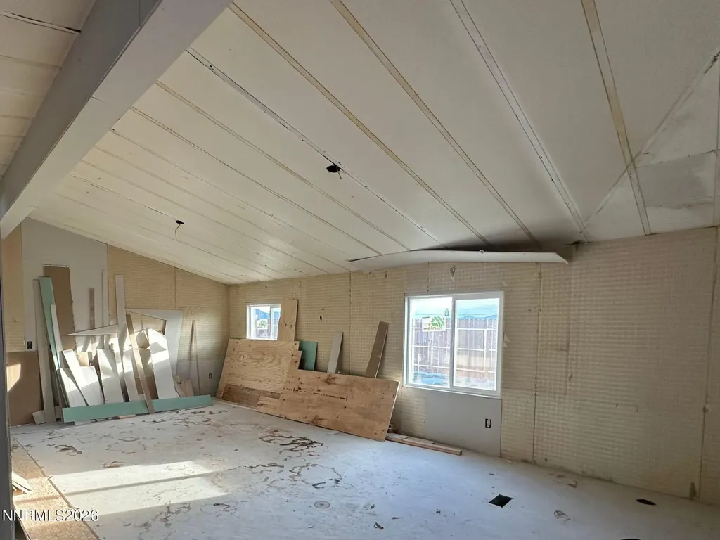 330 Parkland Fernley NV 89408