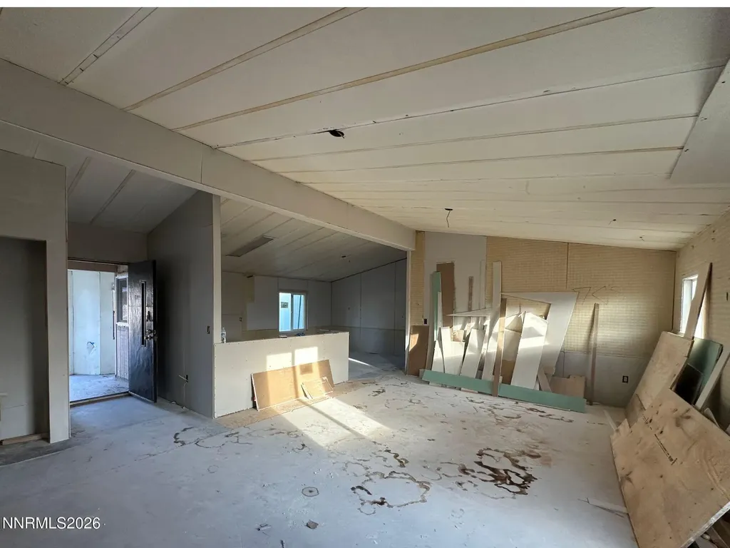 330 Parkland Fernley NV 89408