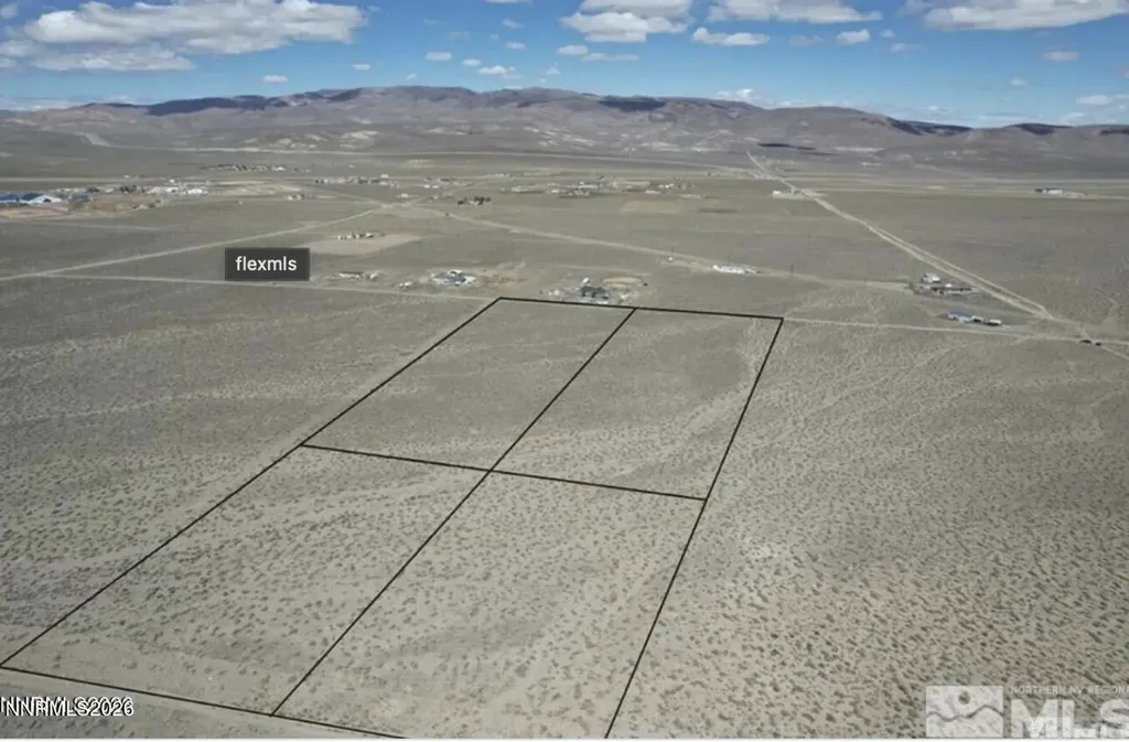 3210 Curtis Silver Springs NV 89429