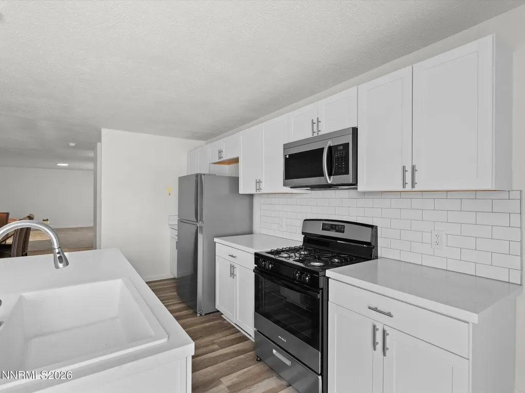 113 7th Fernley NV 89408