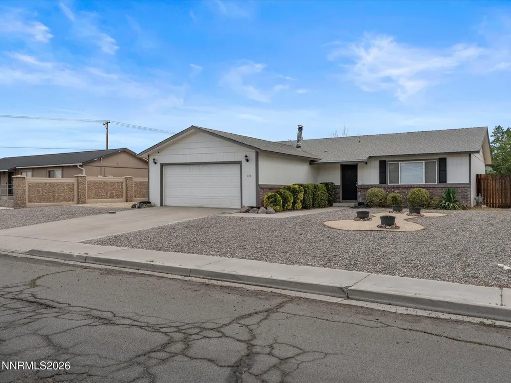 113 7th Fernley NV 89408