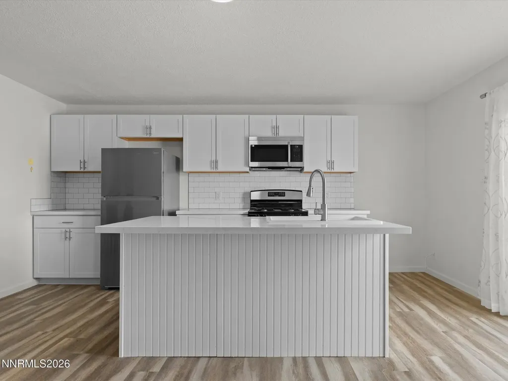 113 7th Fernley NV 89408