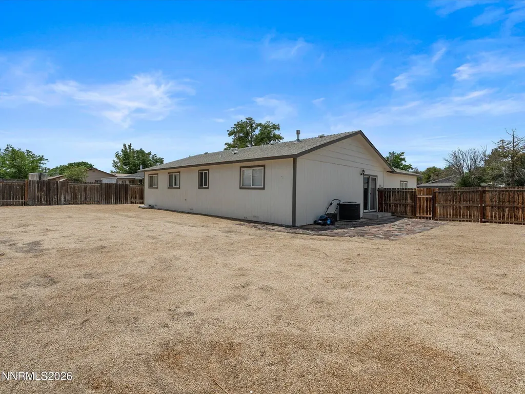 113 7th Fernley NV 89408