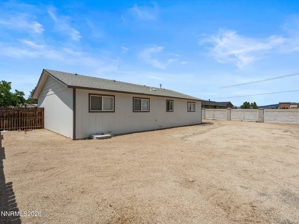 113 7th Fernley NV 89408