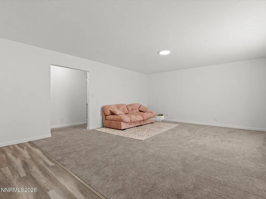 113 7th Fernley NV 89408