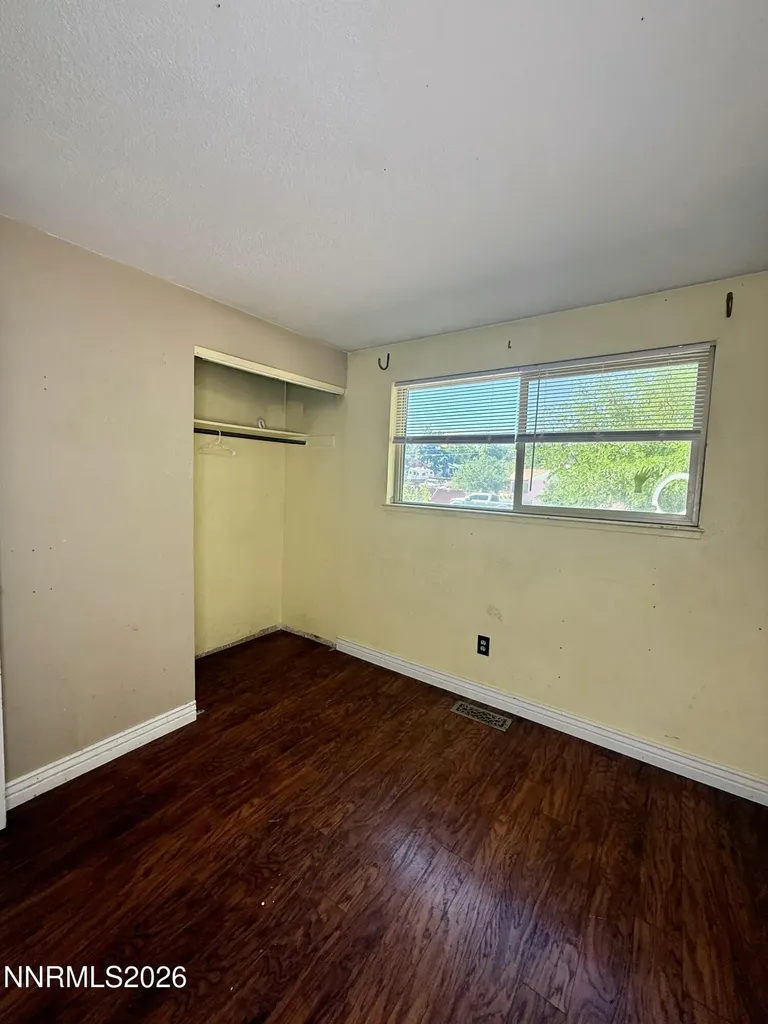 1855 Mizpah Winnemucca NV 89445