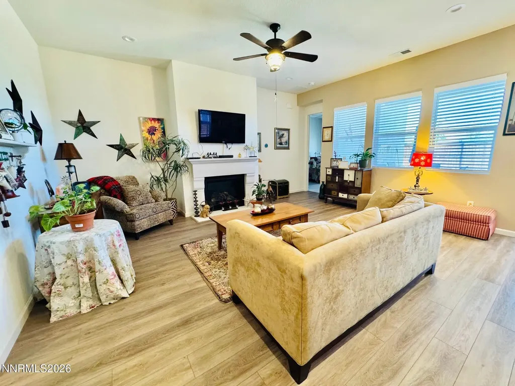 7347 Rustic Sky Sparks NV 89441