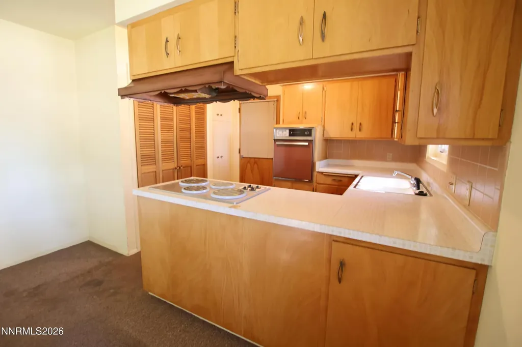 452 California Yerington NV 89447