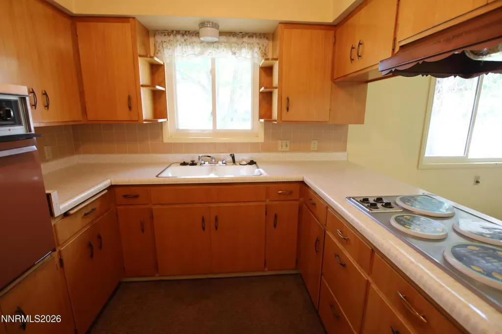 452 California Yerington NV 89447