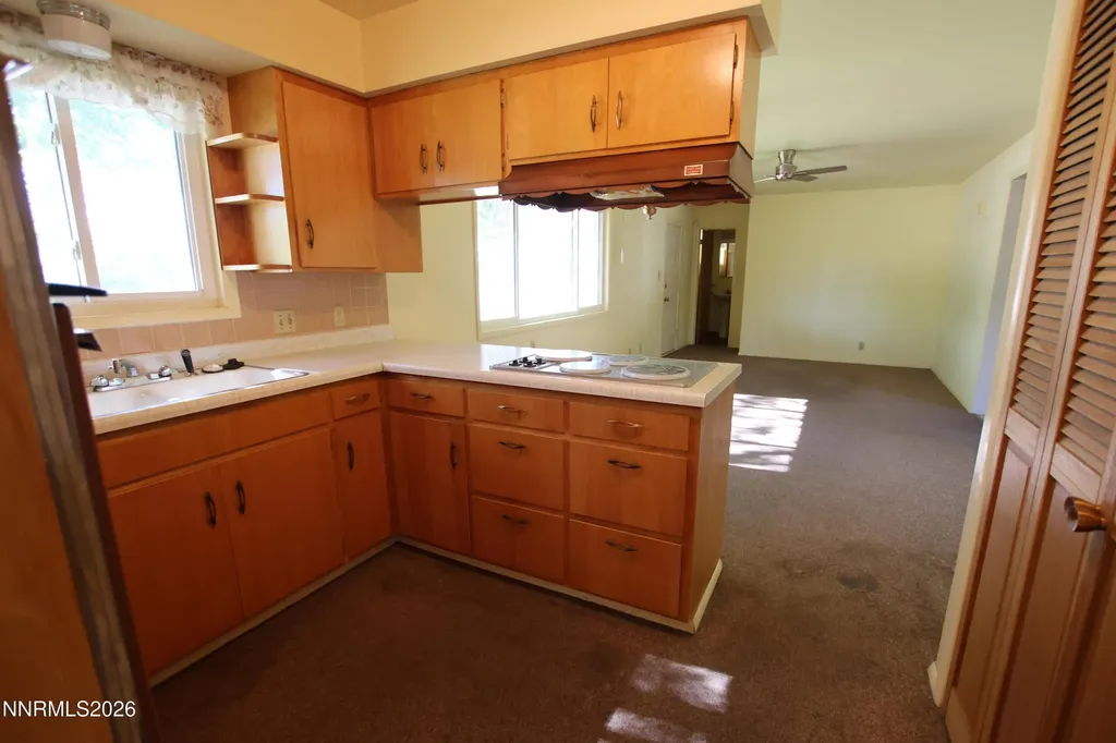 452 California Yerington NV 89447