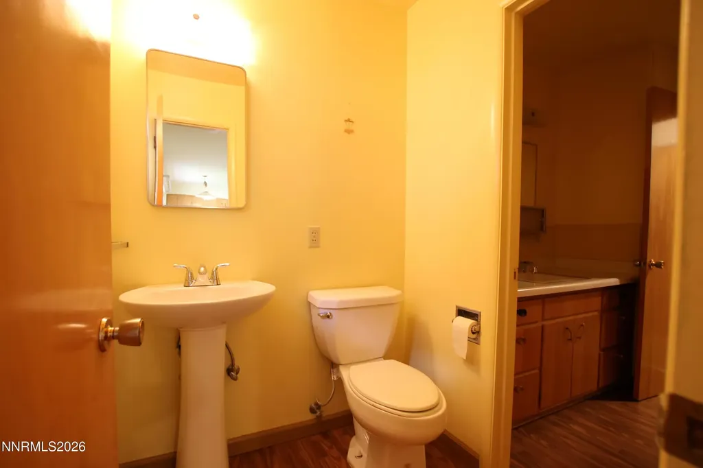 452 California Yerington NV 89447