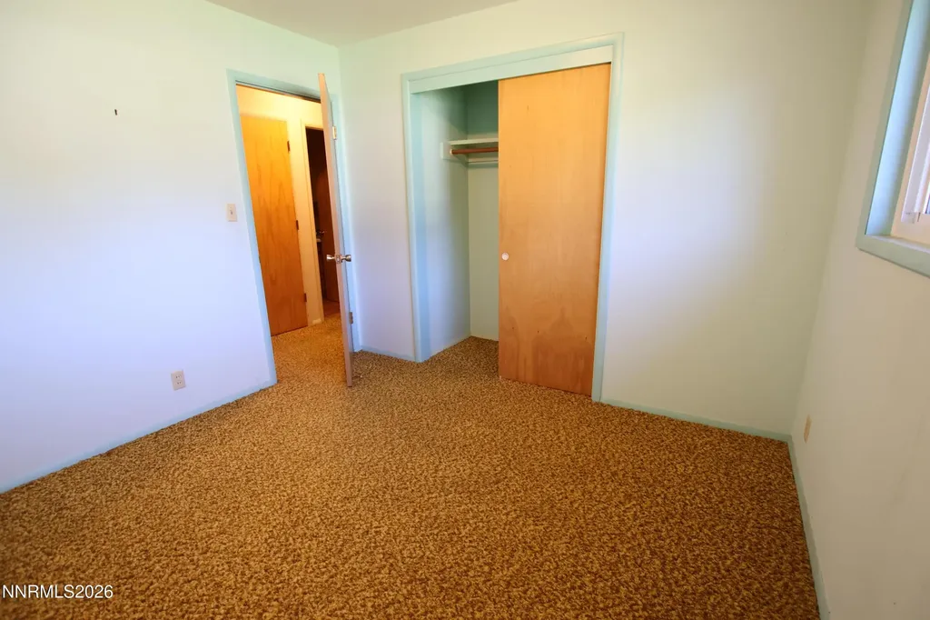 452 California Yerington NV 89447