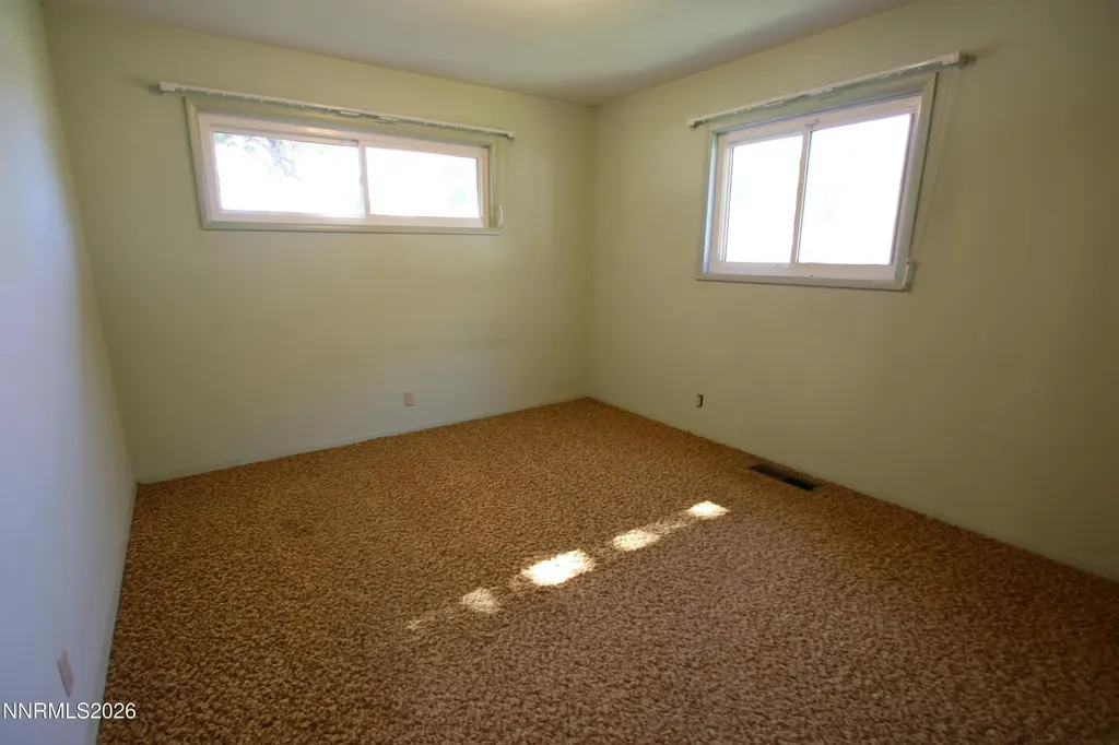 452 California Yerington NV 89447