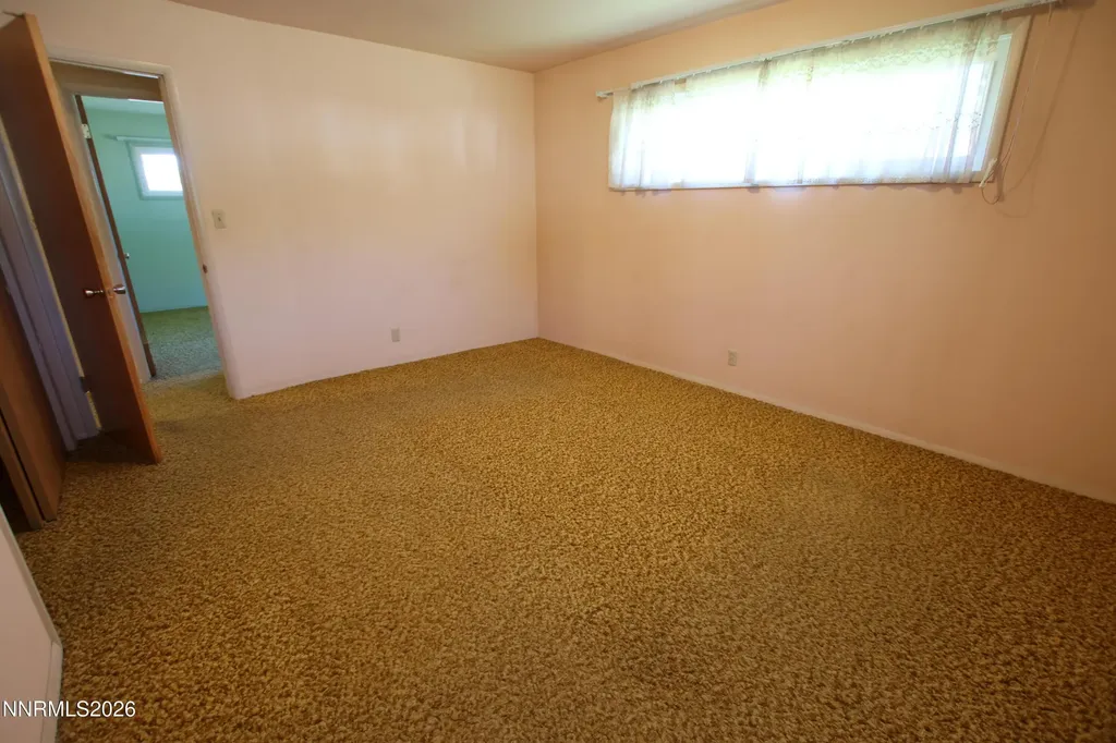 452 California Yerington NV 89447